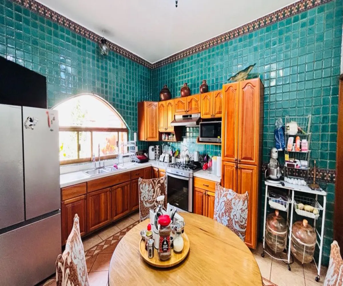 Casa En Venta,Fracc Lomas Del Seminario,Calle Robert Schumann 4400, Zapopan, Jalisco 45038, 4 Habitaciones,3 Baños,Calle Robert Schumann,1,pxfIoyw