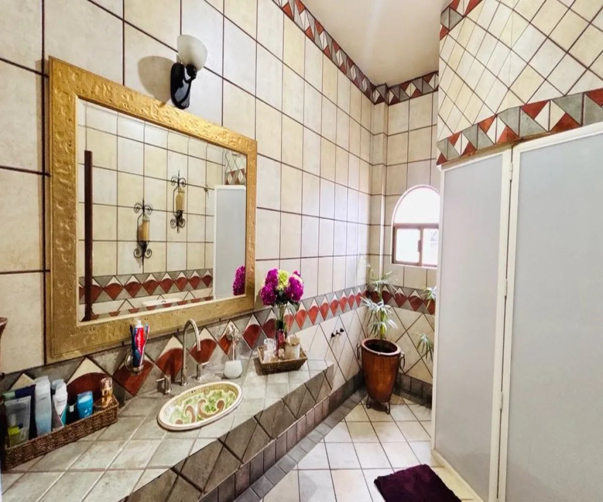 Casa En Venta,Fracc Lomas Del Seminario,Calle Robert Schumann 4400, Zapopan, Jalisco 45038, 4 Habitaciones,3 Baños,Calle Robert Schumann,1,pxfIoyw