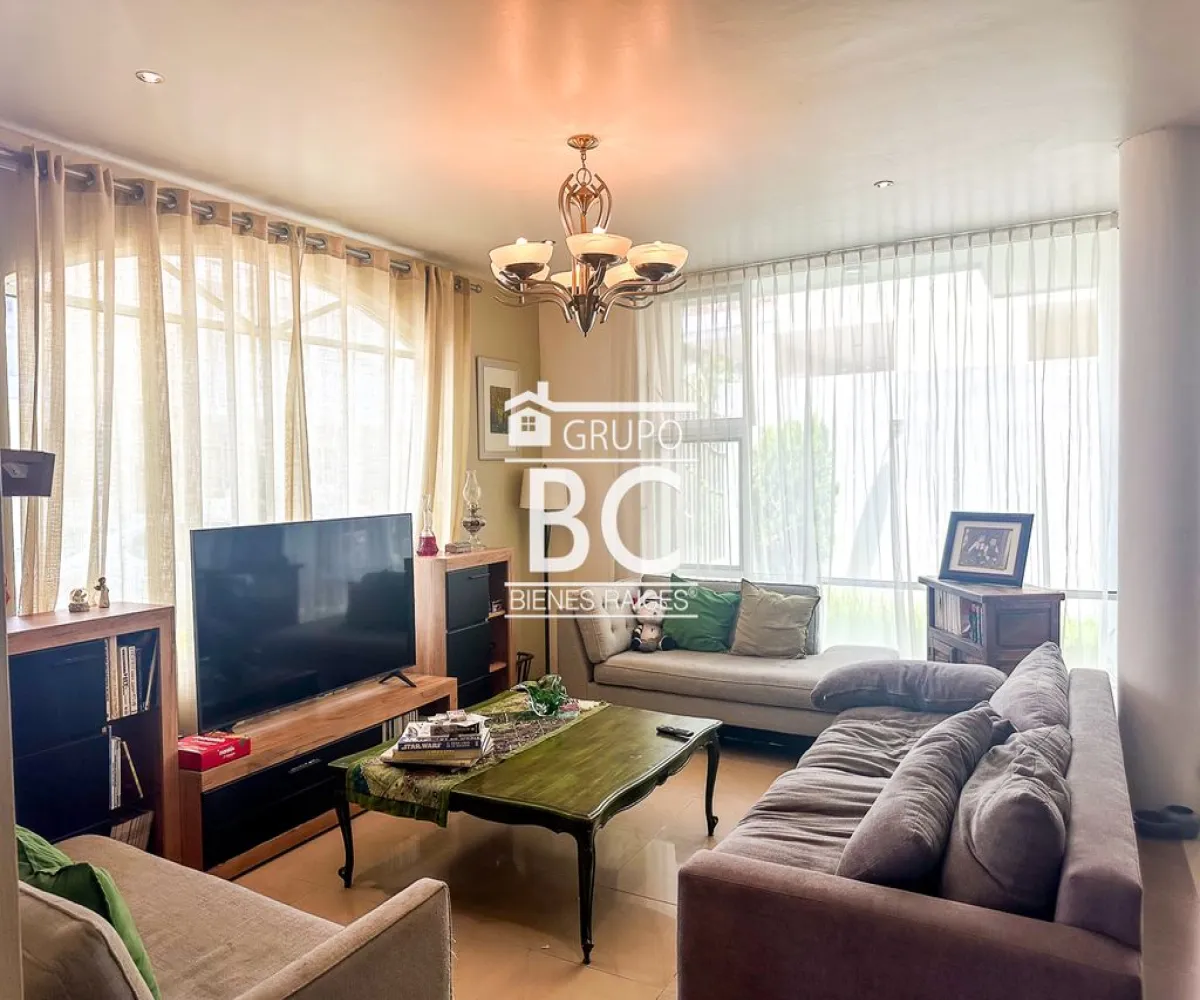 Casa En Venta,Del Pilar Residencial,Navia 73, Tlajomulco de Zúñiga, Jalisco 45645, 3 Habitaciones,2 Baños,Navia,1,pS8PsCX