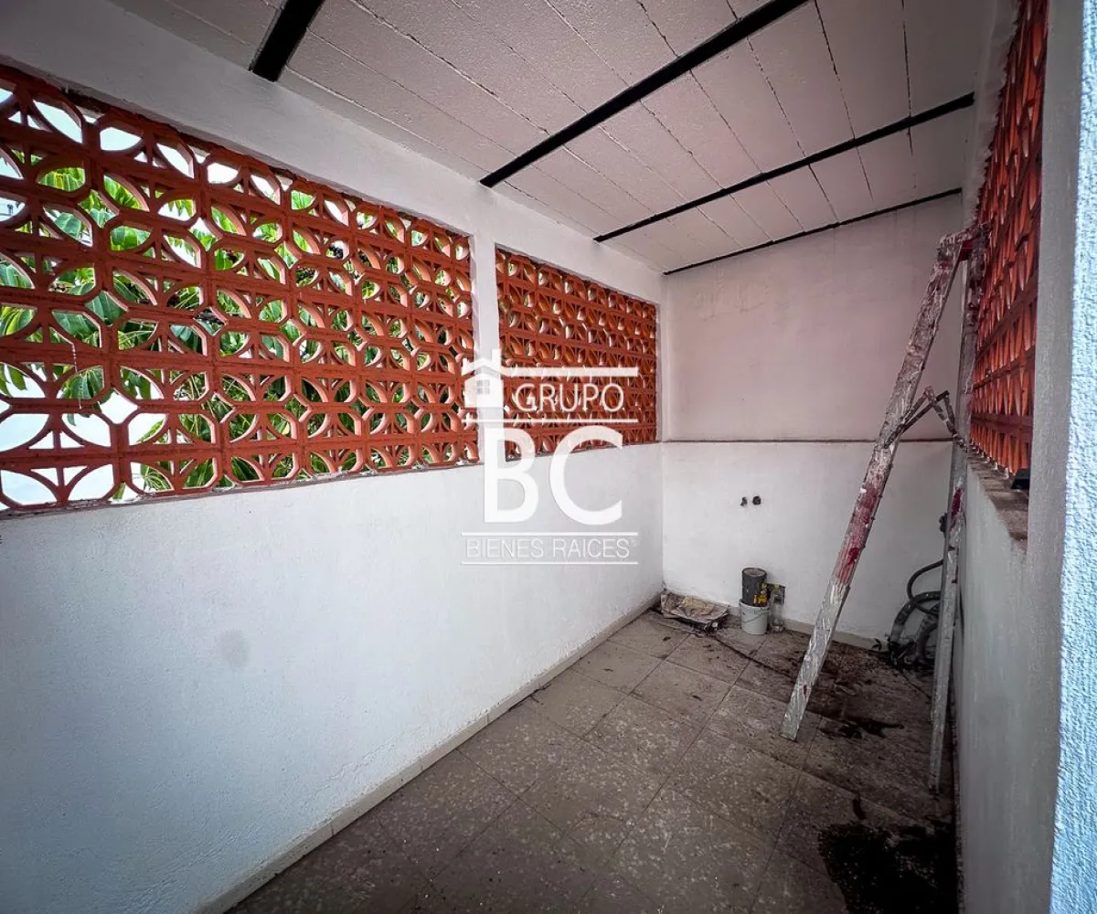 En Venta,Verde valle ,Avenida Topacio 2452, Guadalajara, Jalisco 44560,1 Baño,Avenida Topacio,1,pi7wU9o