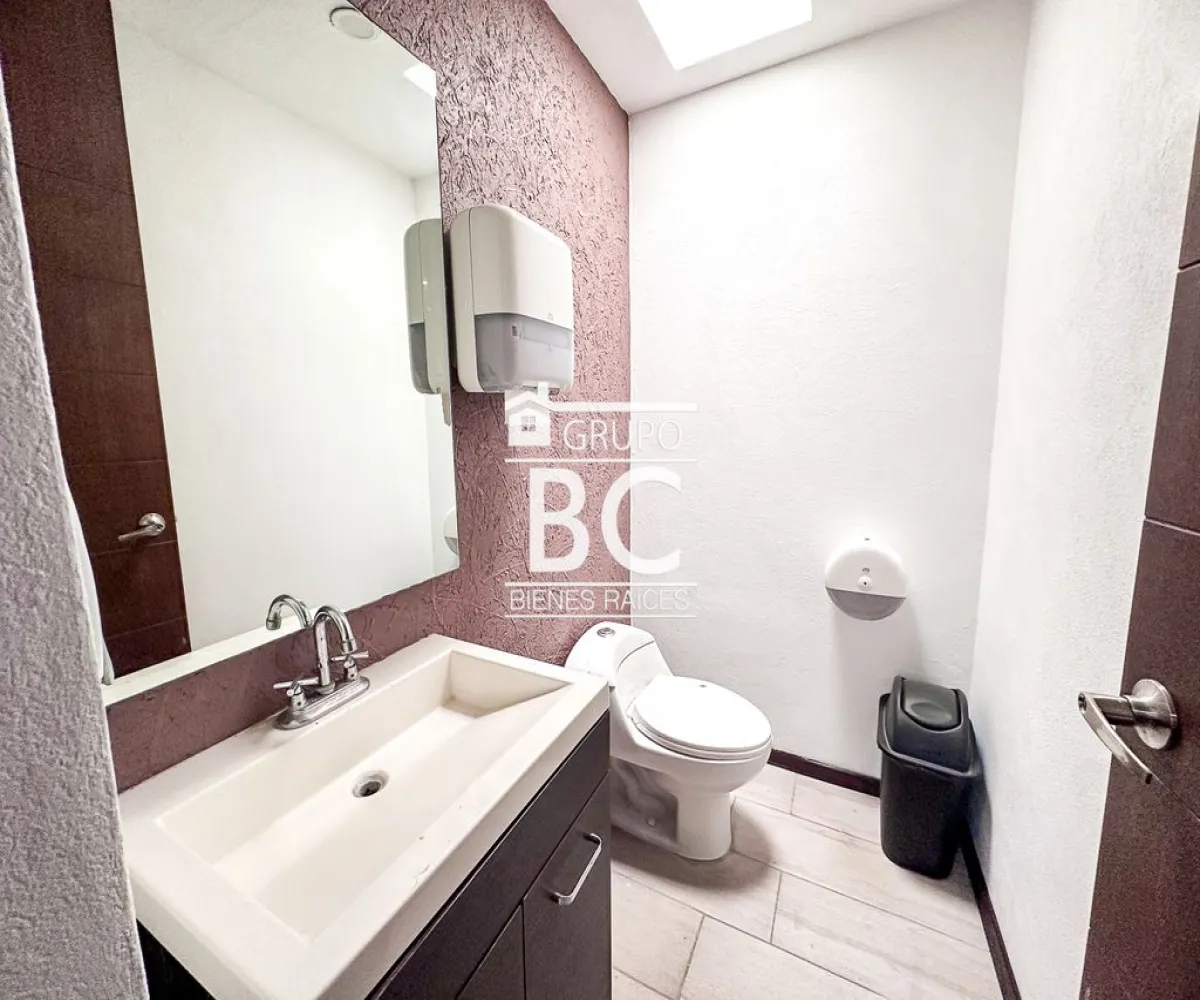 En Venta,Verde valle ,Avenida Topacio 2452, Guadalajara, Jalisco 44560,1 Baño,Avenida Topacio,1,pi7wU9o