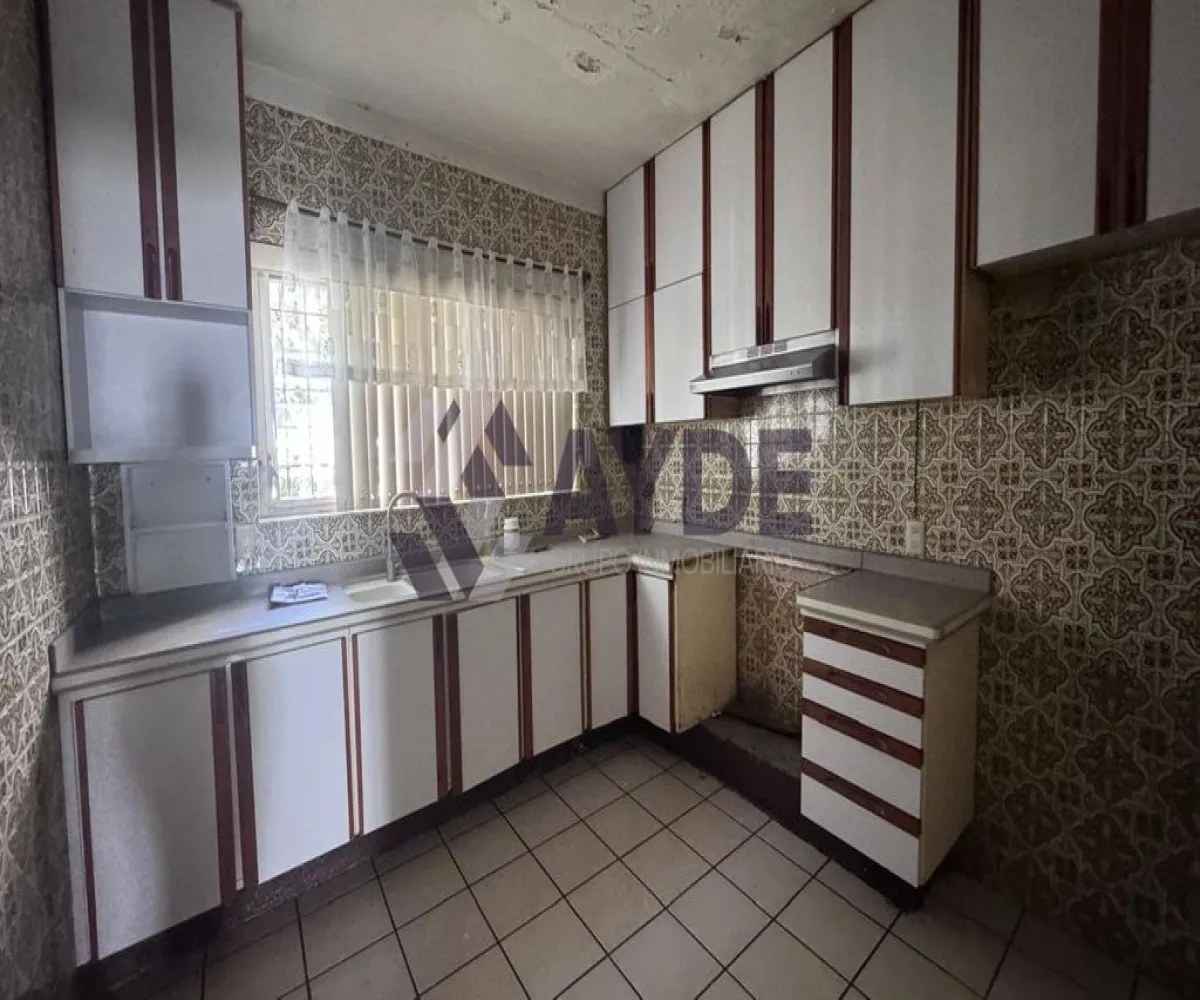 Casa En Venta,Jardines Alcalde,Calle Paseo de los Filósofos 1730, Guadalajara, Jalisco 44298, 5 Habitaciones,2 Baños,Calle Paseo de los Filósofos,1,p3Ha0bo