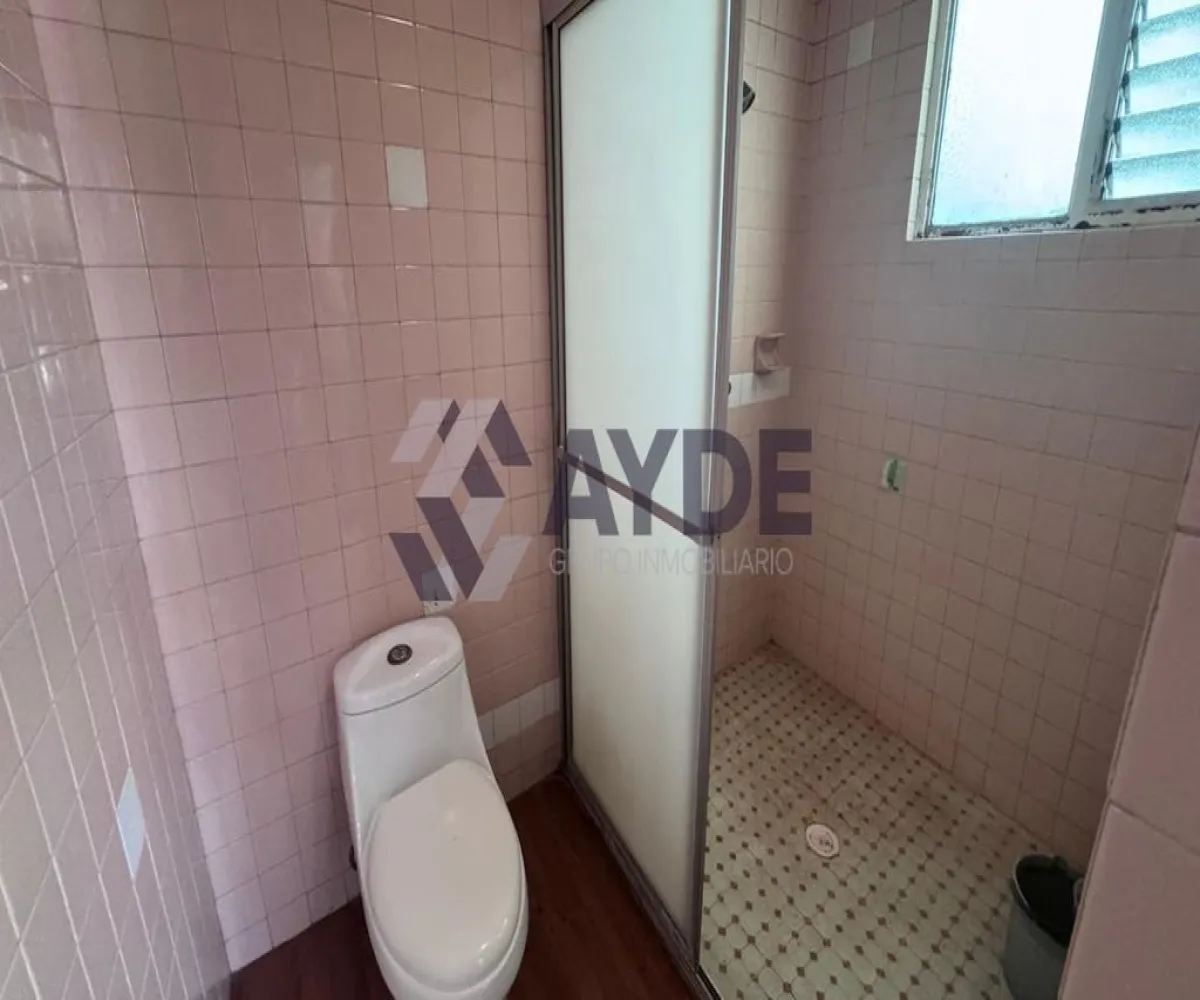 Casa En Venta,Jardines Alcalde,Calle Paseo de los Filósofos 1730, Guadalajara, Jalisco 44298, 5 Habitaciones,2 Baños,Calle Paseo de los Filósofos,1,p3Ha0bo