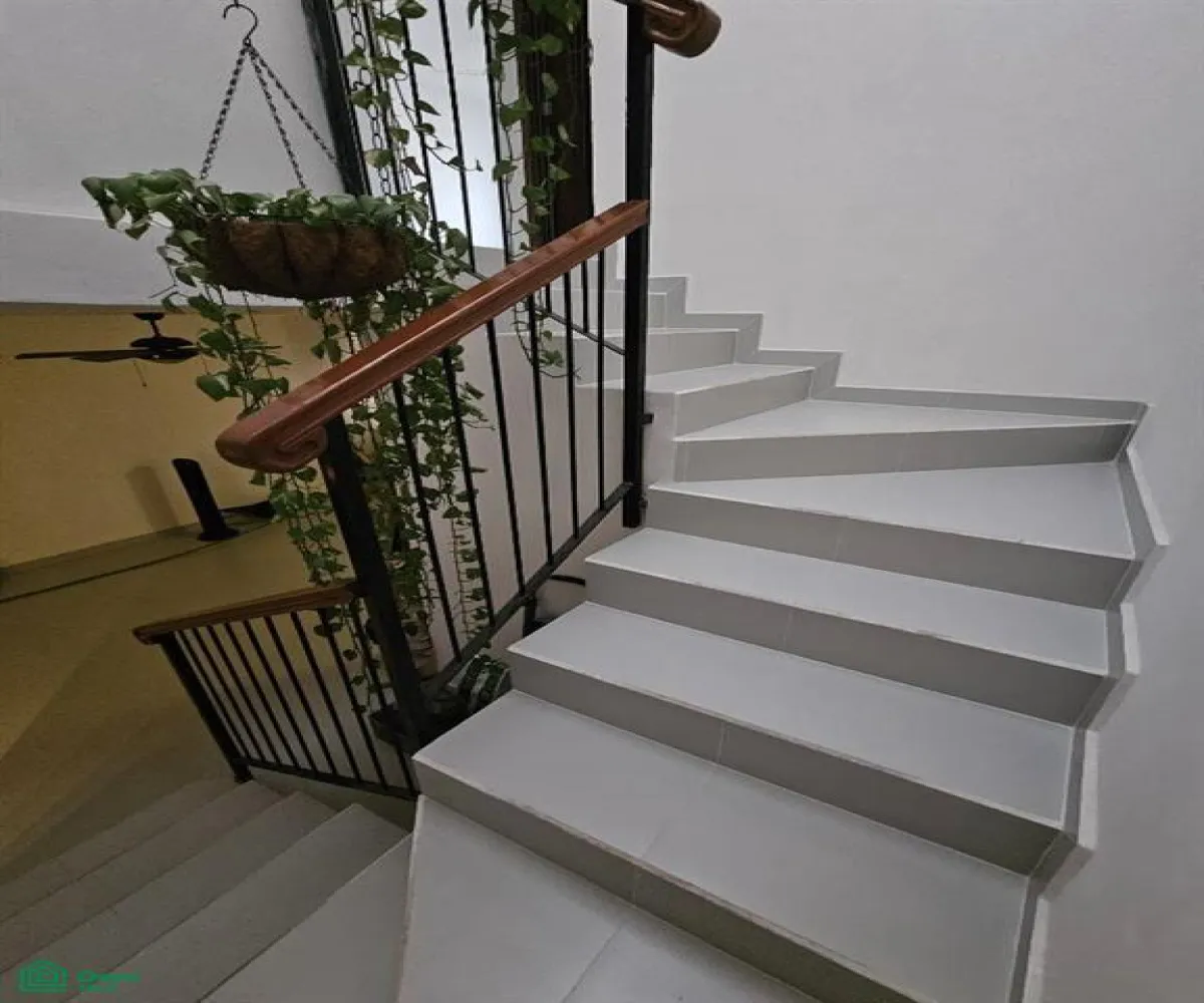 Casa En Venta,Parques las Palmas,Paseo de San Javier 410, Puerto Vallarta, Jalisco 48317, 3 Habitaciones,2 Baños,Paseo de San Javier,2,MX251027738