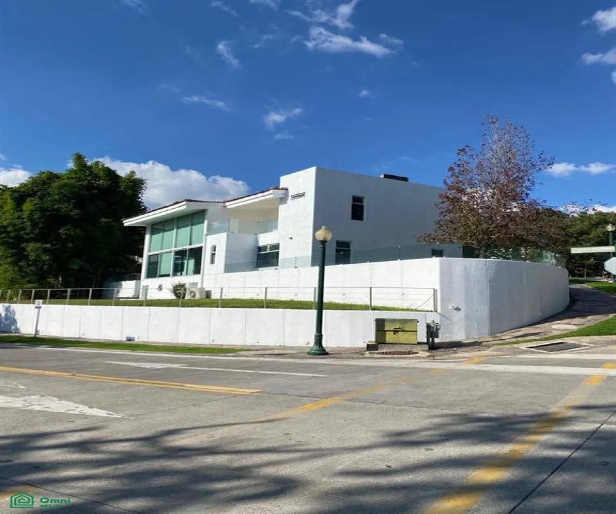 Casa En Venta,El Palomar,Condominio Bosque de la Vista Hermosa 69, Tlajomulco de Zuniga, Jalisco 45643, 4 Habitaciones,3 Baños,Condominio Bosque de la Vista Hermosa,2,MX251028043