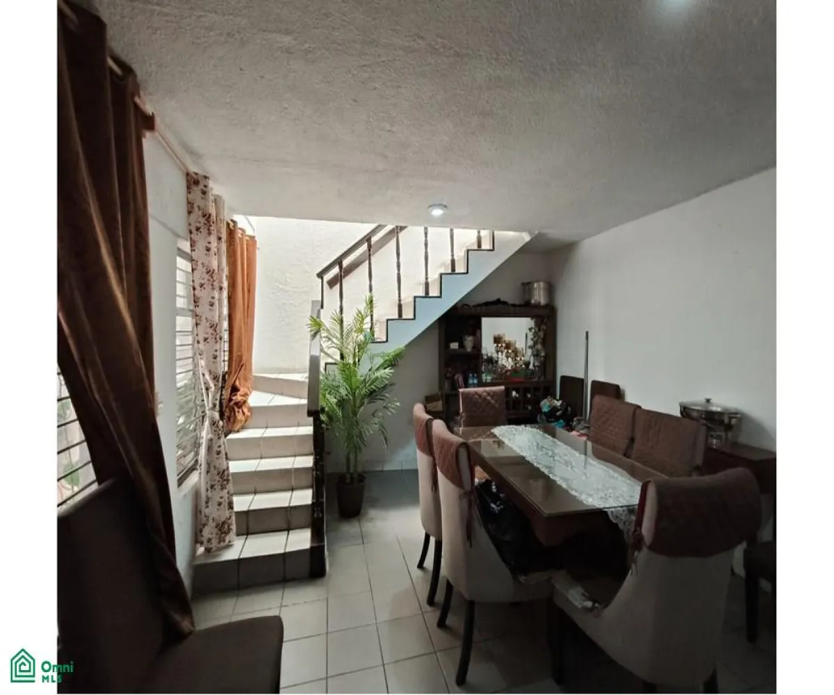 Casa En Venta,Echeverría,Crisoforo Canseco 798, Guadalajara, Jalisco 44970, 7 Habitaciones,3 Baños,Crisoforo Canseco,MX251028121