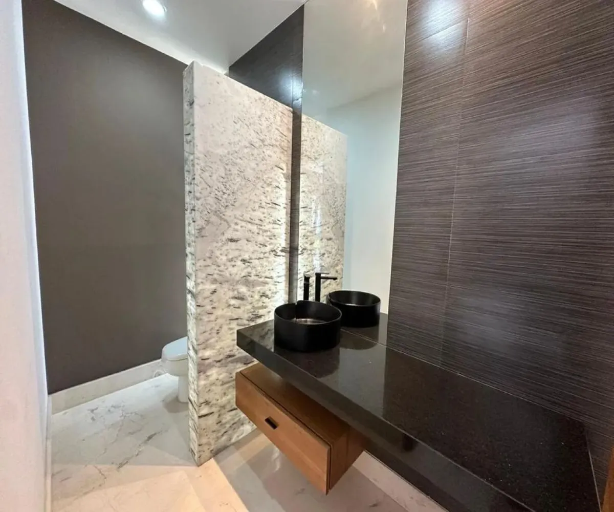 Casa En Venta,Villa Universitaria,Callejón del Quijote 1434, Zapopan, Jalisco 45110, 4 Habitaciones,4 Baños,Callejón del Quijote,1,pvUbS7k