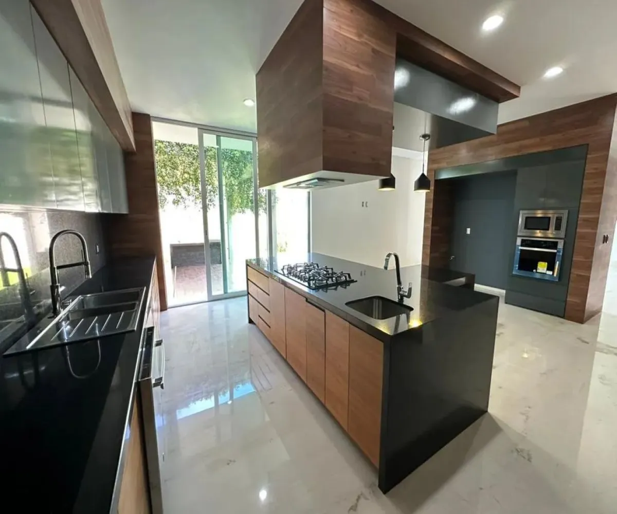 Casa En Venta,Villa Universitaria,Callejón del Quijote 1434, Zapopan, Jalisco 45110, 4 Habitaciones,4 Baños,Callejón del Quijote,1,pvUbS7k