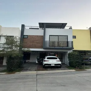 Casa En Renta,Avenida Valle de los Imperios 1501 85, Zapopan, Jalisco 45134, 3 Habitaciones,2 Baños,Avenida Valle de los Imperios,1,pJP1XzI