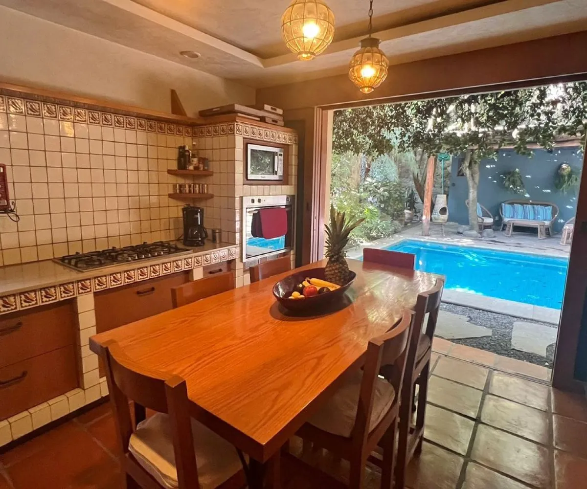 Casa En Venta,Seattle,Avenida D S/N, Zapopan, Jalisco 45150, 3 Habitaciones,4 Baños,Avenida D,2,p9q9MlC