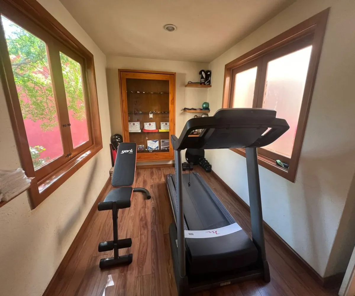 Casa En Venta,Seattle,Avenida D S/N, Zapopan, Jalisco 45150, 3 Habitaciones,4 Baños,Avenida D,2,p9q9MlC