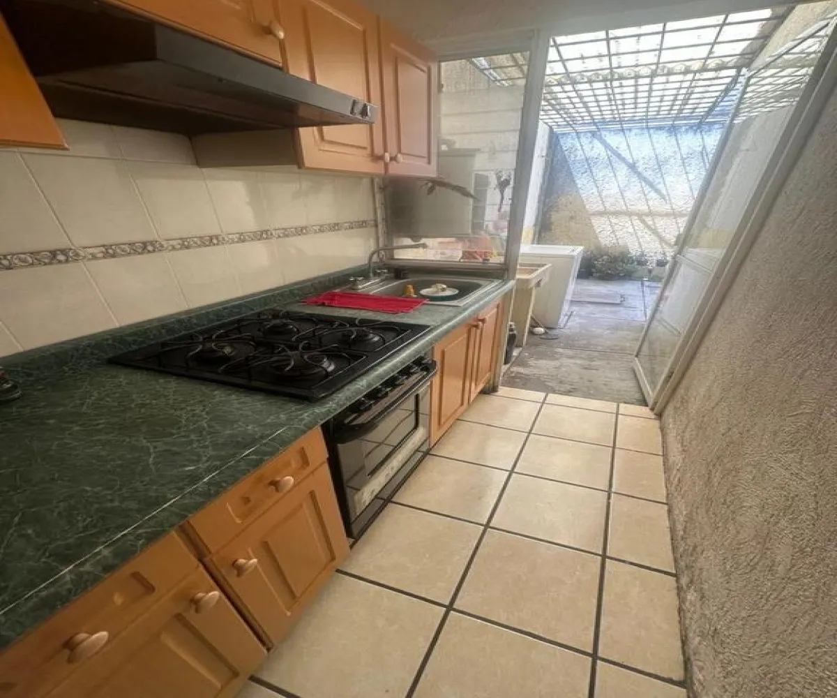 Casa En Venta,Las Palmas,Avenida Federalistas 1838, Zapopan, Jalisco 45132, 3 Habitaciones,2 Baños,Avenida Federalistas,1,piuknC4