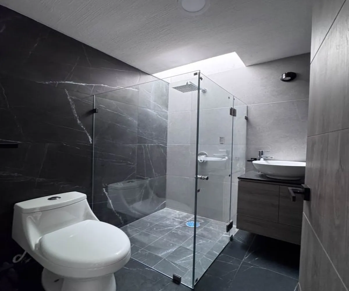 Casa En Venta,Jardín del Gran Duque 139, Jal., Jalisco 45646, 4 Habitaciones,3 Baños,Jardín del Gran Duque,1,pGFFfcQ