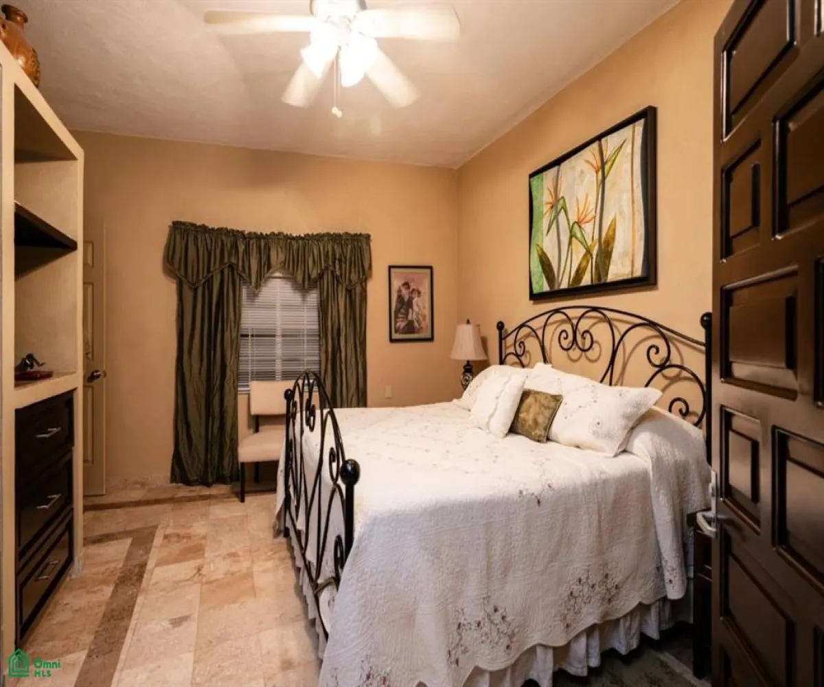 Edificio En Venta,5 de Diciembre,Argentina 290, Puerto Vallarta, Jalisco 48350, 6 Habitaciones,8 Baños,Argentina,3,MX25661373