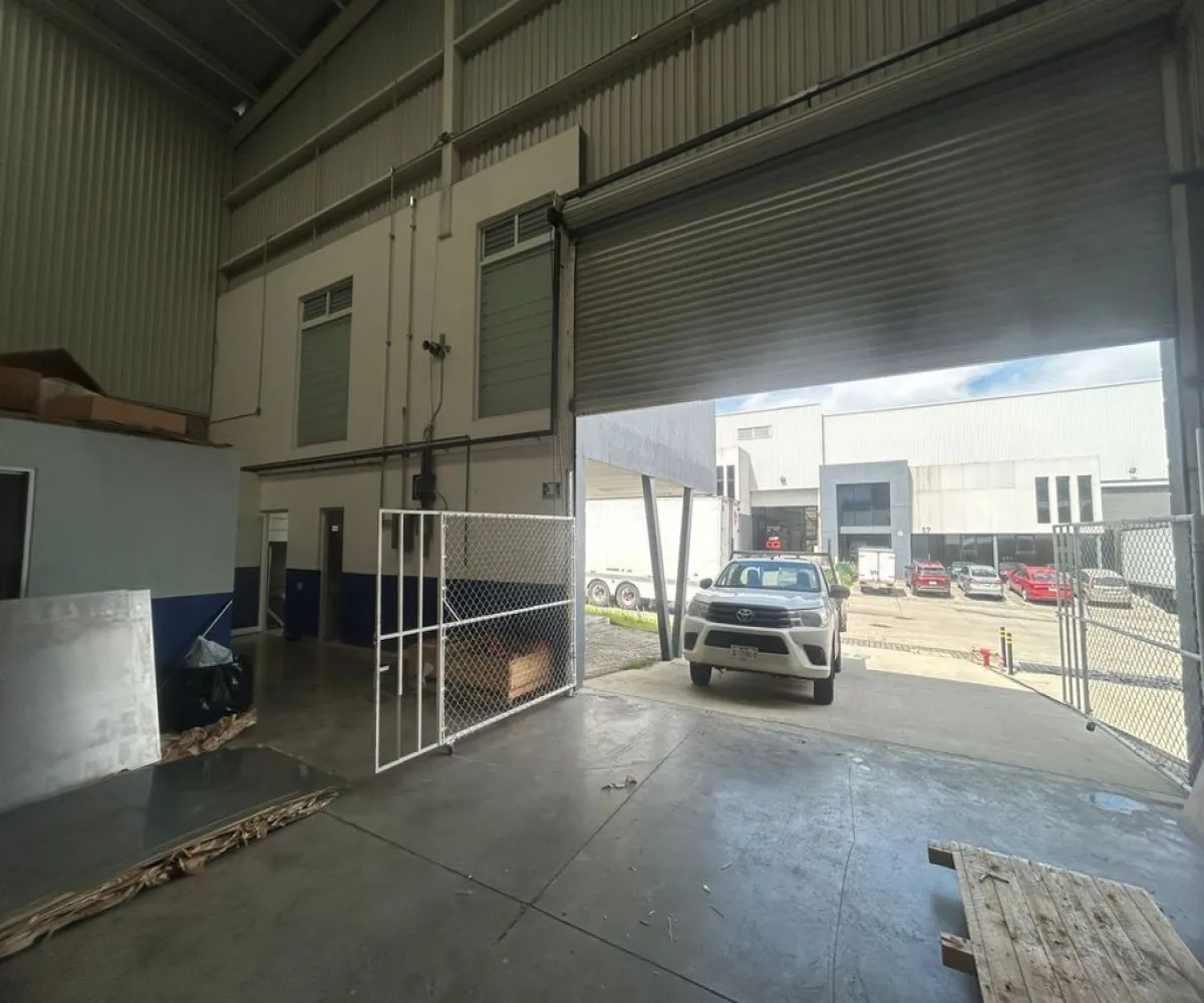 Bodega En Renta,Campo Lago,Carretera a Nogales 4935, Rancho Contento, Jalisco 45222,1 Baño,Carretera a Nogales,1,pg5rZr6