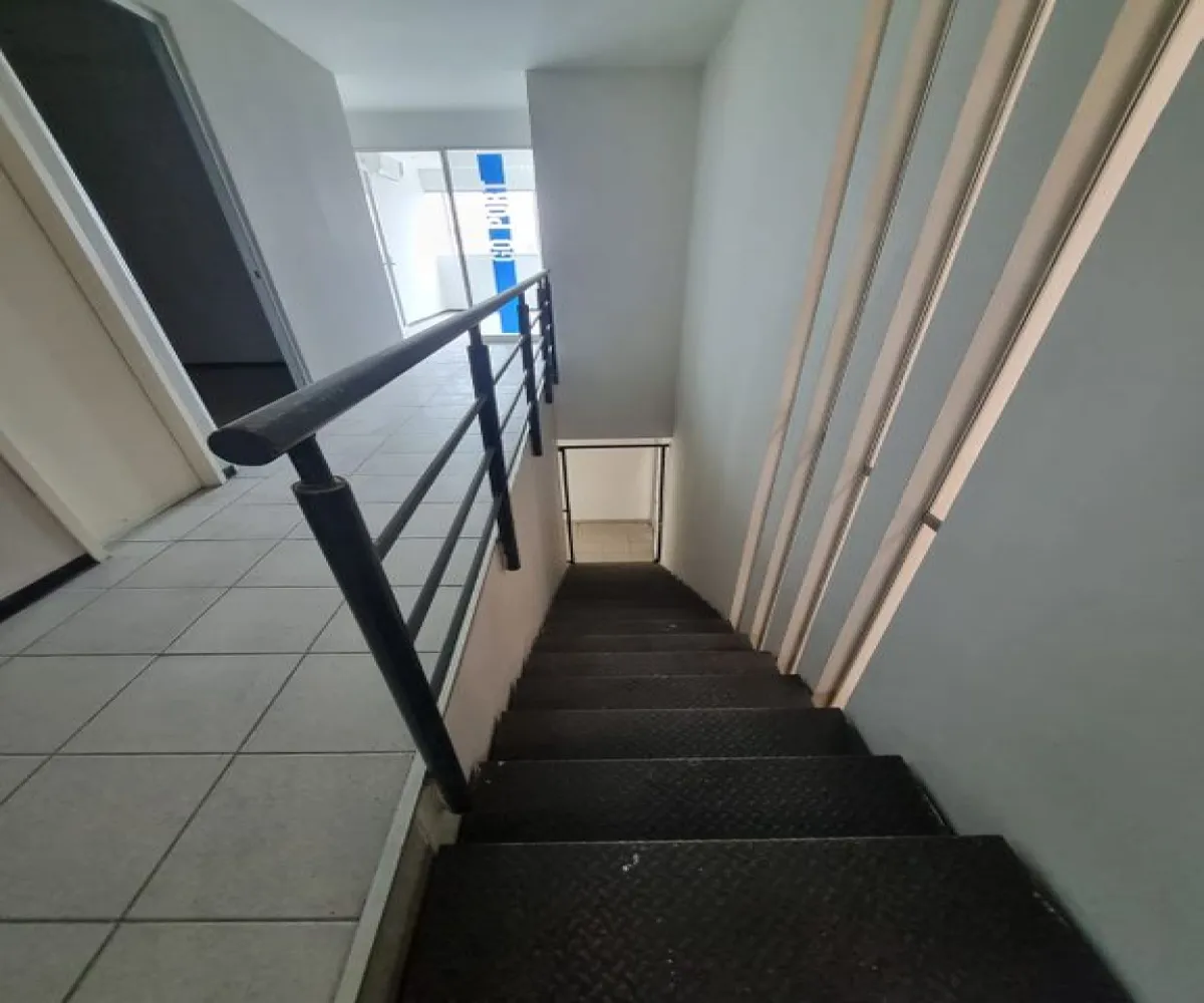 Bodega En Venta,Centro,Avenida Prolongación Lopez Mateos Sur 18000, Santa Cruz de las Flores, Jalisco 45640,4 Baños,Avenida Prolongación Lopez Mateos Sur,1,p9Y6nqz