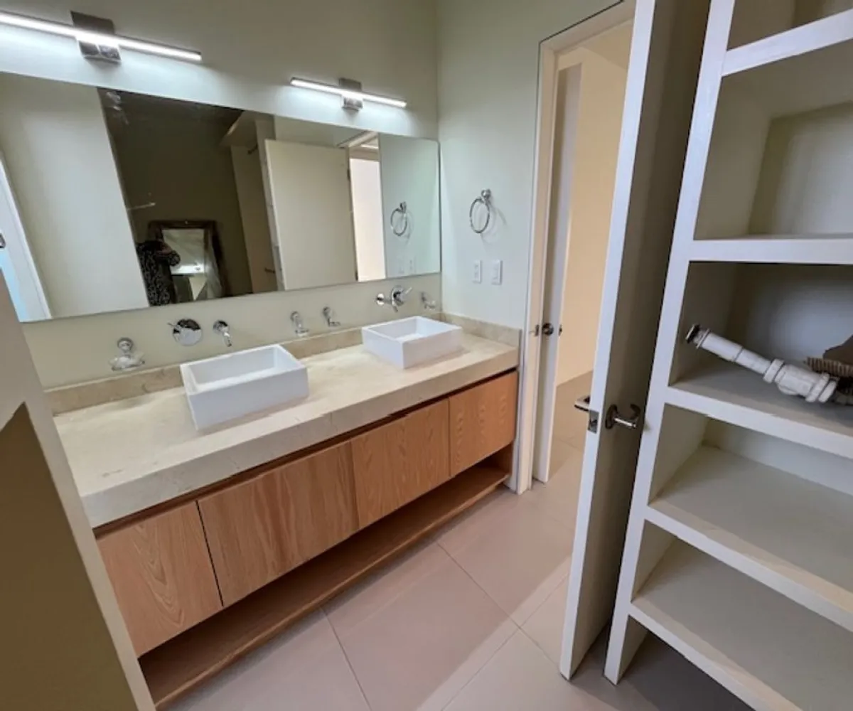 Casa En Renta,Los Gavilanes,Matute 295, Tlajomulco de Zúñiga, Jalisco 45645, 3 Habitaciones,4 Baños,Matute,2,pXA3nir