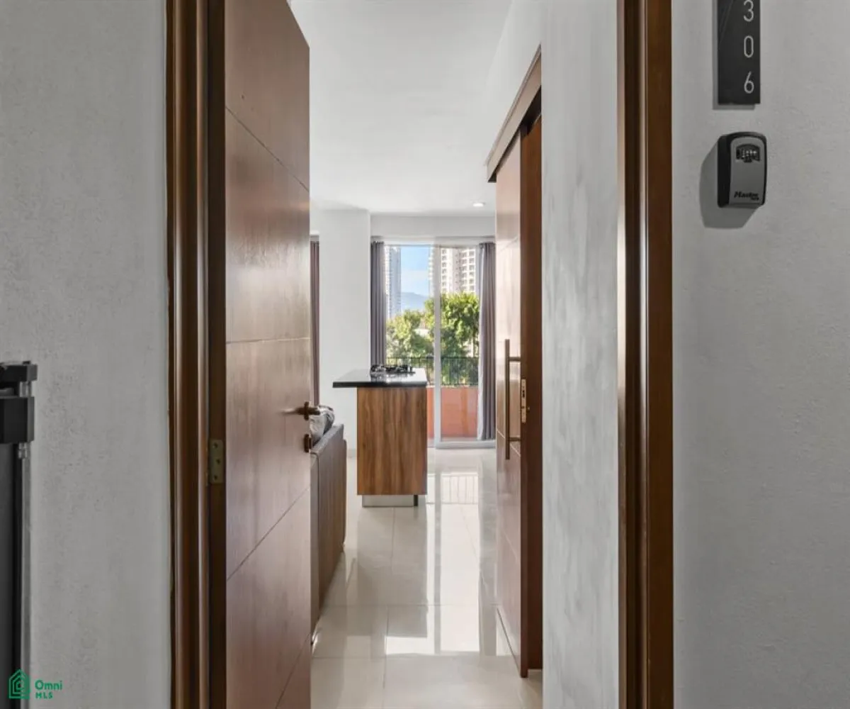 Departamento En Venta,Zona Hotelera Norte,Maria Montessori 360 T1, Puerto Vallarta, Jalisco 48333, 2 Habitaciones,2 Baños,Maria Montessori,MX241030437