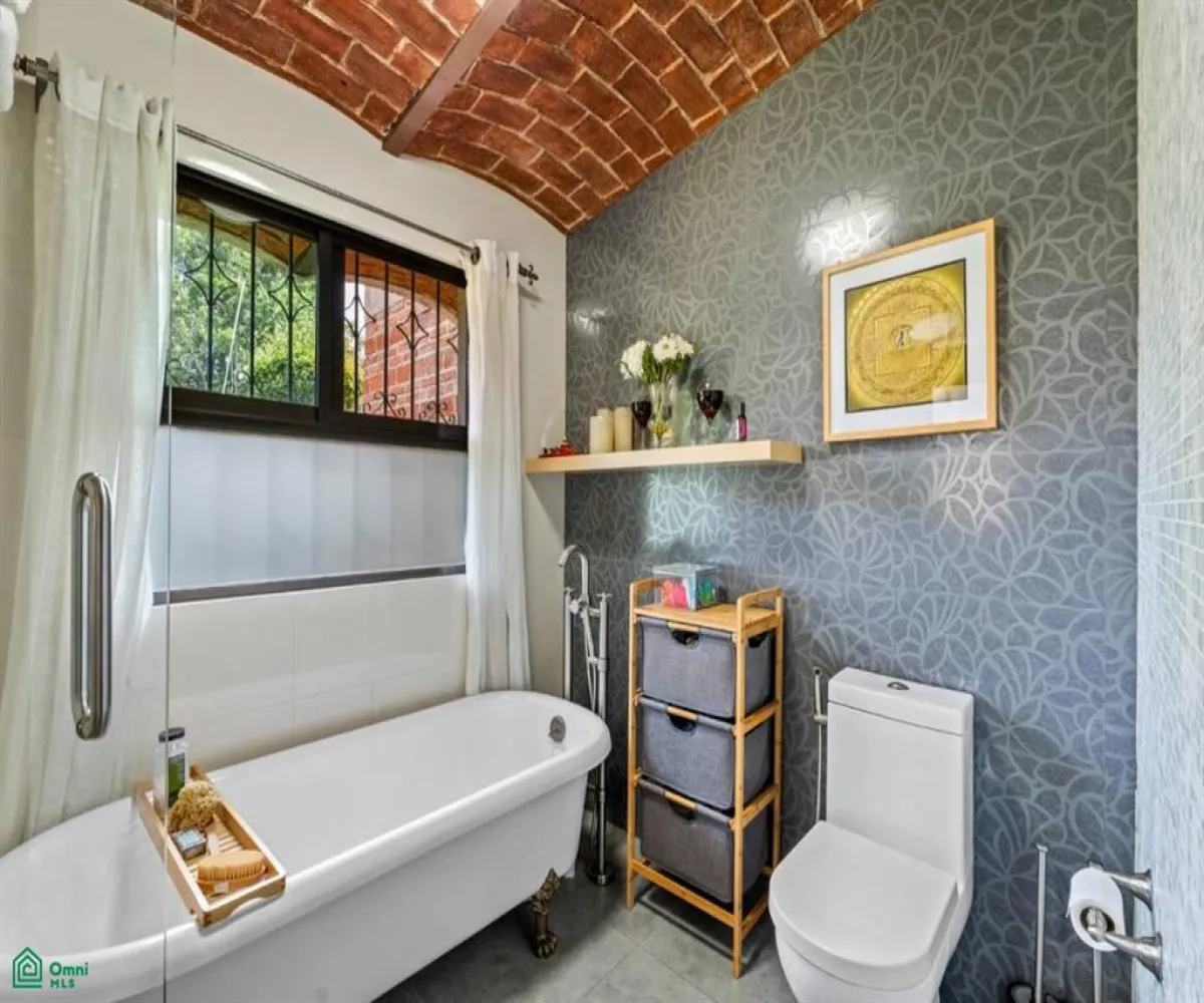 Casa En Renta,Seattle,Av. B 656, Zapopan, Jalisco 45150,Av. B,1,MX251030361