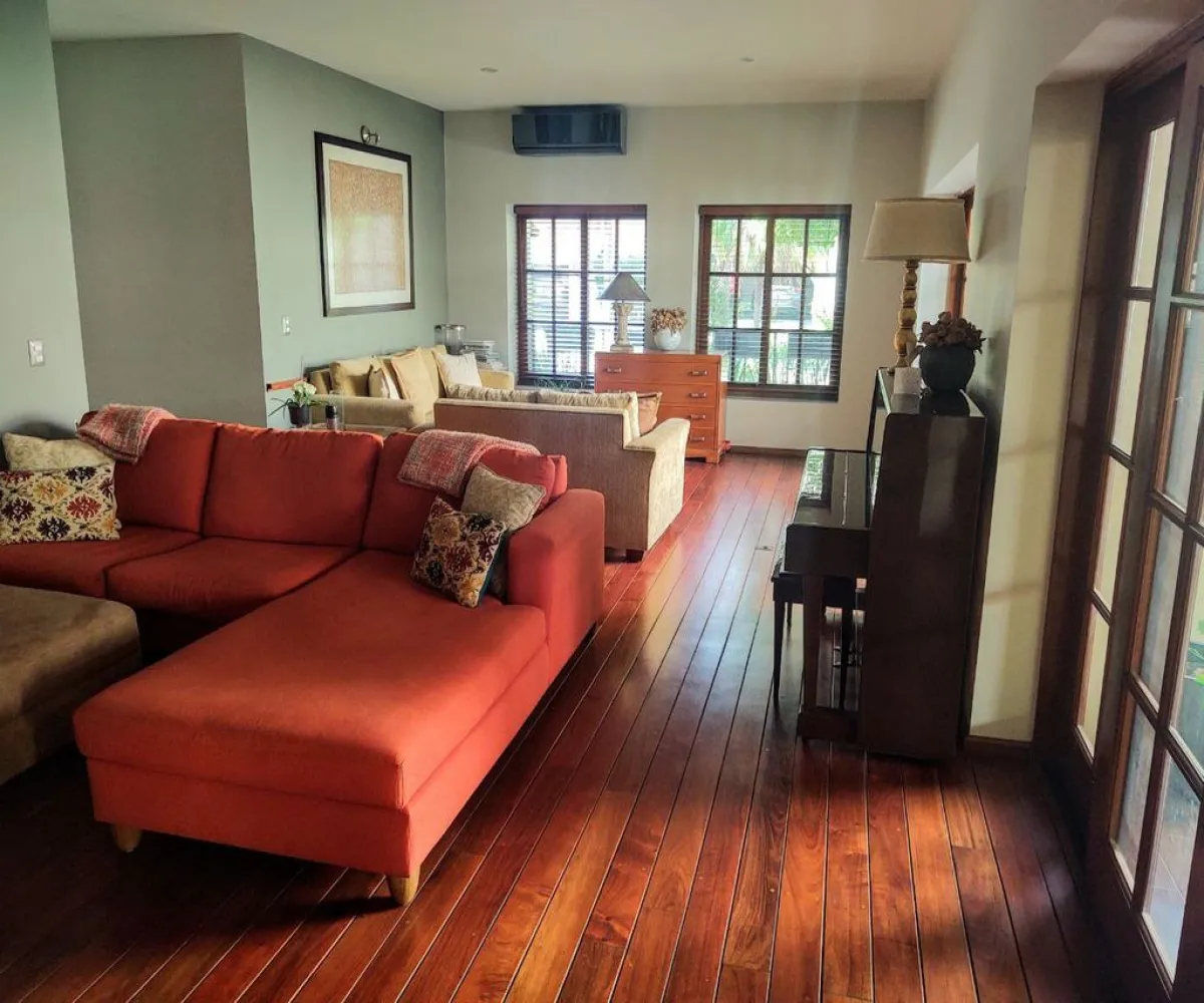 Casa En Venta,Santa Fe,Calle Eva Briseño 332, Zapopan, Jalisco 45168, 5 Habitaciones,4 Baños,Calle Eva Briseño,3,pm104Pi