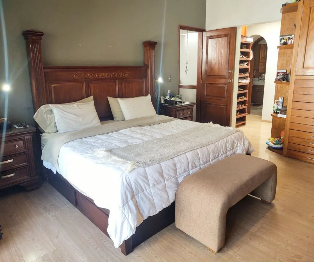 Casa En Venta,Santa Fe,Calle Eva Briseño 332, Zapopan, Jalisco 45168, 5 Habitaciones,4 Baños,Calle Eva Briseño,3,pm104Pi