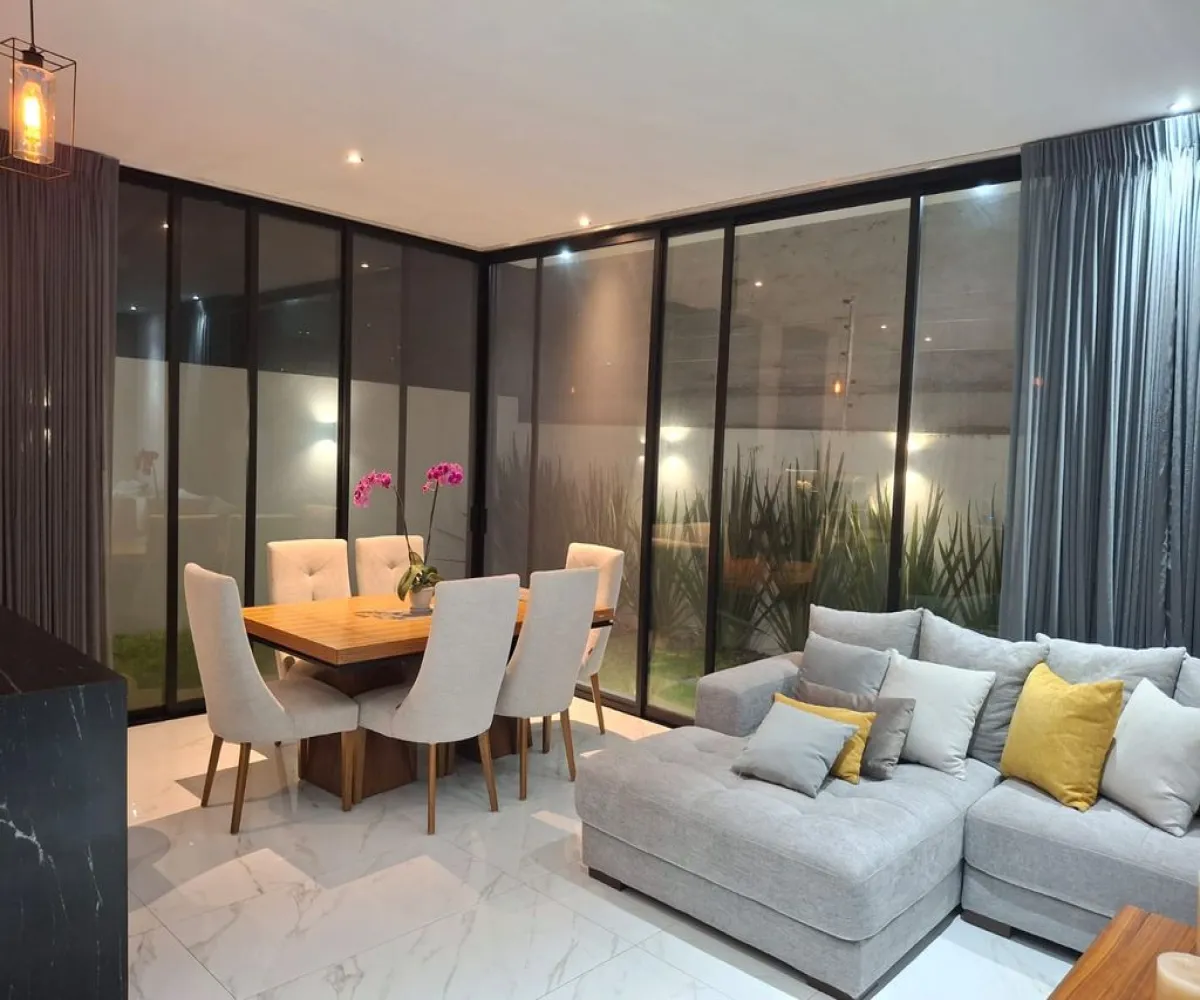 Casa En Venta,Santa Ana Tepetitlán,Boulevard Bosques de Santa Anita 2377 114, Tlajomulco de Zúñiga, Jalisco 45645, 3 Habitaciones,3 Baños,Boulevard Bosques de Santa Anita,1,poHd105