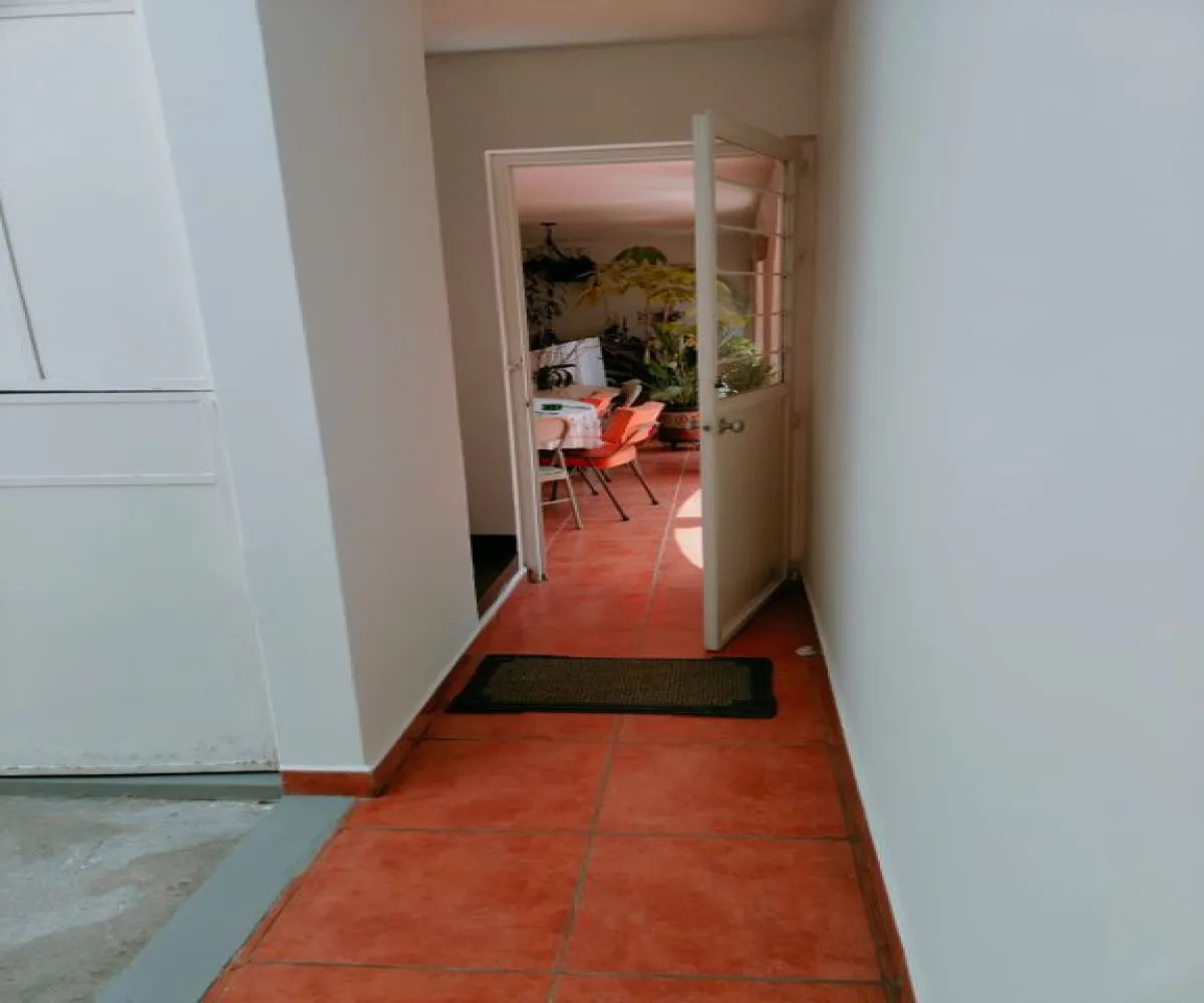 Casa En Venta,Mansiones del Real ,Av. Niños Heroes 1437, Zapotlán el Grande, Jalisco 49032, 5 Habitaciones,5 Baños,Av. Niños Heroes ,1,pME2eVO