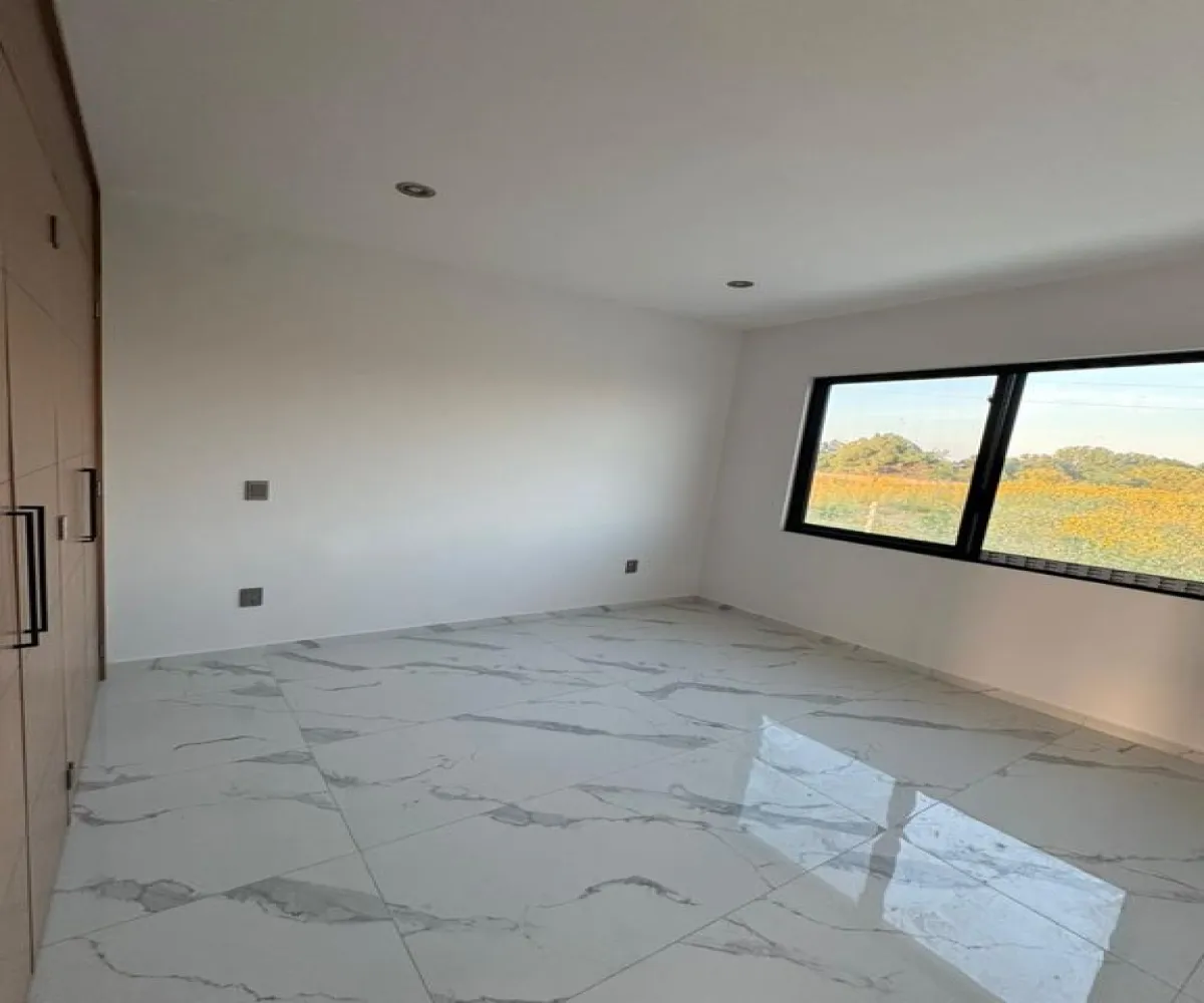 Casa En Venta,Parques Vallarta,Av. Paseo del Parque 2055, Zapopan, Jalisco 45134, 4 Habitaciones,4 Baños,Av. Paseo del Parque,1,pIikiES