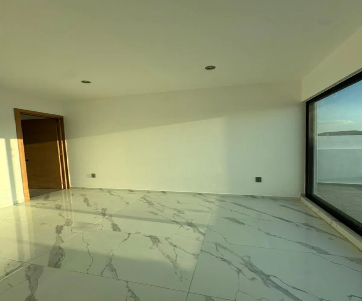 Casa En Venta,Parques Vallarta,Av. Paseo del Parque 2055, Zapopan, Jalisco 45134, 4 Habitaciones,4 Baños,Av. Paseo del Parque,1,pIikiES