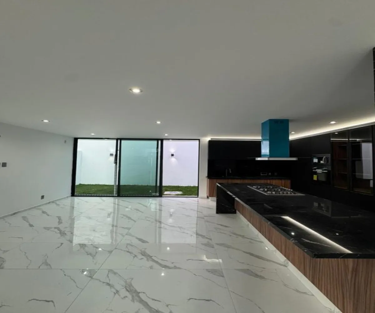 Casa En Venta,Parques Vallarta,Av. Paseo del Parque 2055, Zapopan, Jalisco 45134, 4 Habitaciones,4 Baños,Av. Paseo del Parque,1,pIikiES