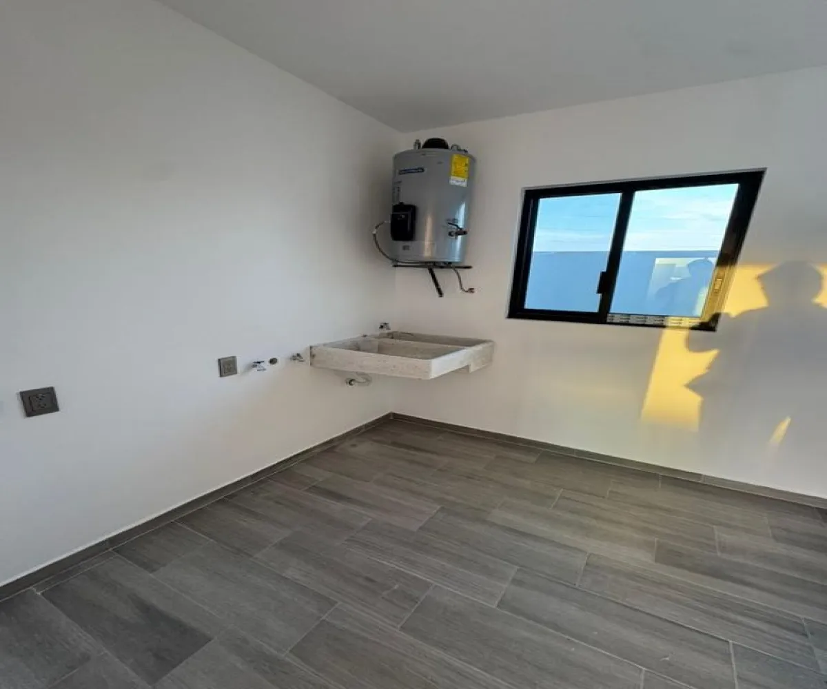 Casa En Venta,Parques Vallarta,Av. Paseo del Parque 2055, Zapopan, Jalisco 45134, 4 Habitaciones,4 Baños,Av. Paseo del Parque,1,pIikiES