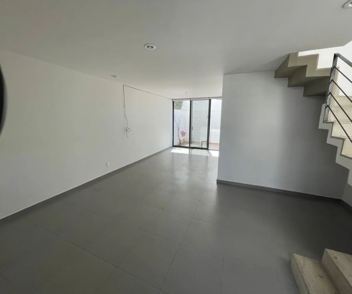 Casa En Venta,Santa Ana Tepetitlán,Prolongación Mariano Otero 3815 8, Zapopan, Jalisco 45230, 3 Habitaciones,1 Baño,Prolongación Mariano Otero,2,pk8qK4V