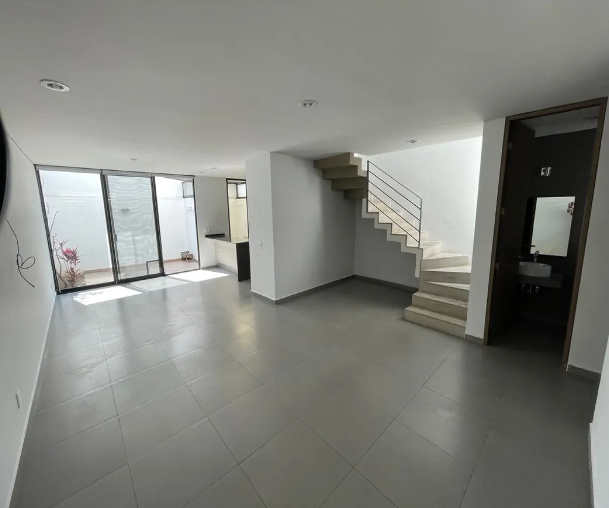 Casa En Venta,Santa Ana Tepetitlán,Prolongación Mariano Otero 3815 8, Zapopan, Jalisco 45230, 3 Habitaciones,1 Baño,Prolongación Mariano Otero,2,pk8qK4V