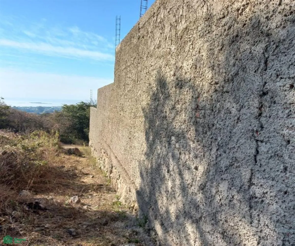 Terreno En Venta,San Nicolás de Ibarra,PASEO DEL OSO B, Chapala, Jalisco 45940,PASEO DEL OSO,MX241030747