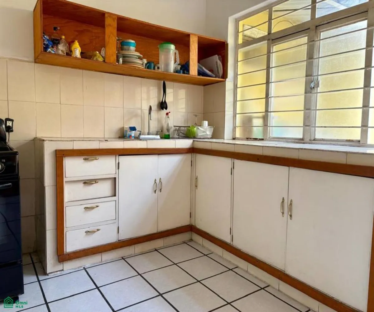 Casa En Venta,Americana,Ghilardi 188, Guadalajara, Jalisco 44160, 3 Habitaciones,1 Baño,Ghilardi,3,MX251025147