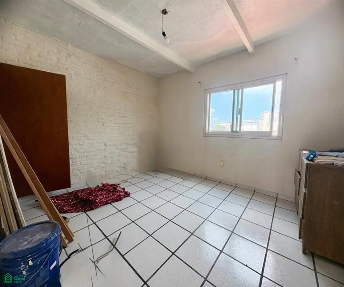 Casa En Venta,Americana,Ghilardi 188, Guadalajara, Jalisco 44160, 3 Habitaciones,1 Baño,Ghilardi,3,MX251025147