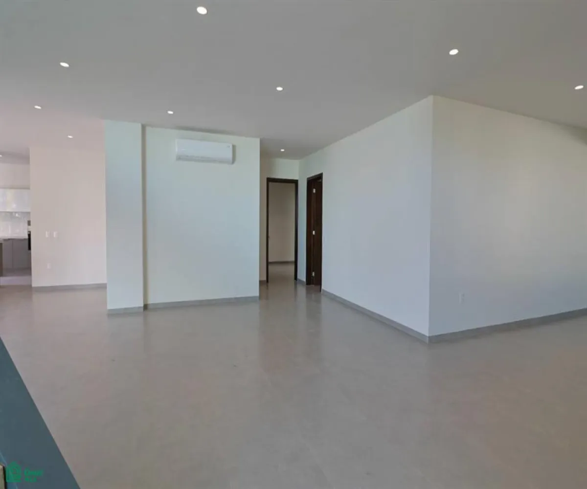 Casa En Venta,Los Sauces,Vereda de la Camelia 1, Tlajomulco de Zuniga, Jalisco 45641, 5 Habitaciones,4 Baños,Vereda de la Camelia,MX251030775