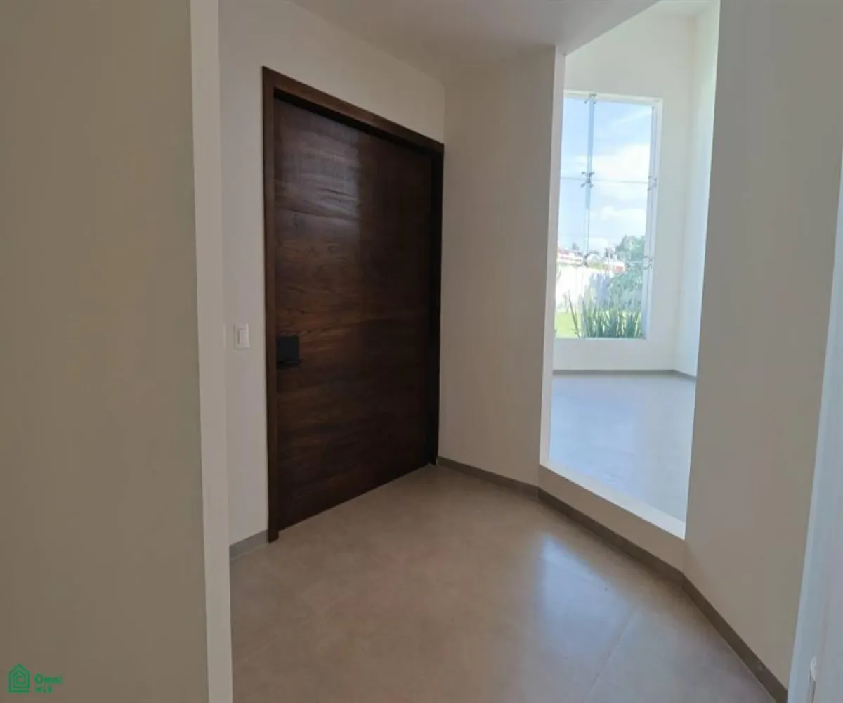 Casa En Venta,Los Sauces,Vereda de la Camelia 1, Tlajomulco de Zuniga, Jalisco 45641, 5 Habitaciones,4 Baños,Vereda de la Camelia,MX251030775