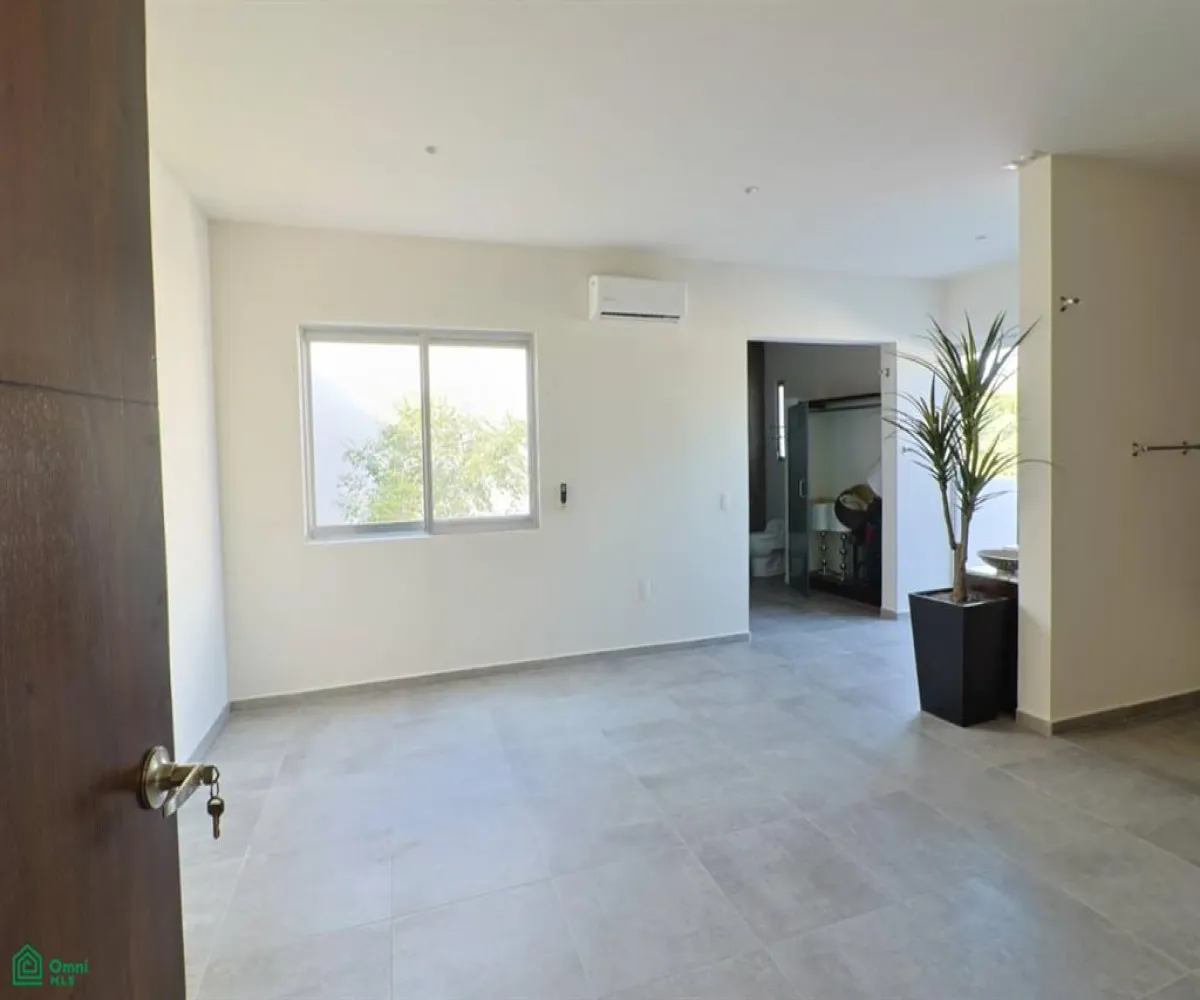 Casa En Venta,Los Sauces,Vereda de la Camelia 1, Tlajomulco de Zuniga, Jalisco 45641, 5 Habitaciones,4 Baños,Vereda de la Camelia,MX251030775