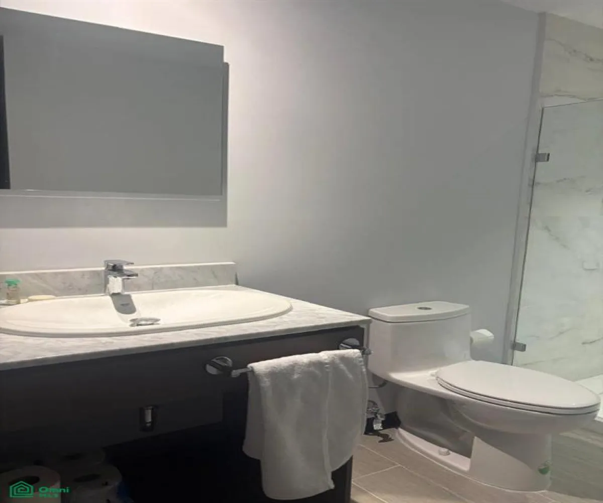 Departamento En Renta,Country Club,Av de las Americas 1990, Guadalajara, Jalisco 44610, 1 Cuarto,1 Baño,Av de las Americas,3,MX251030779