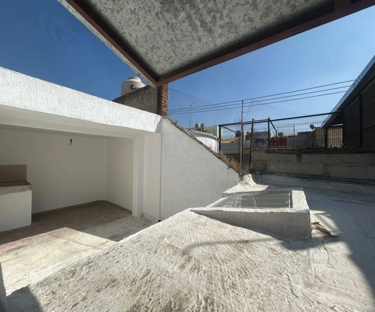 Local En Renta,Centro Barranquitas,Calle Hospital 410, Guadalajara, Jalisco 44270,2 Baños,Calle Hospital,1,pQ0zTNT