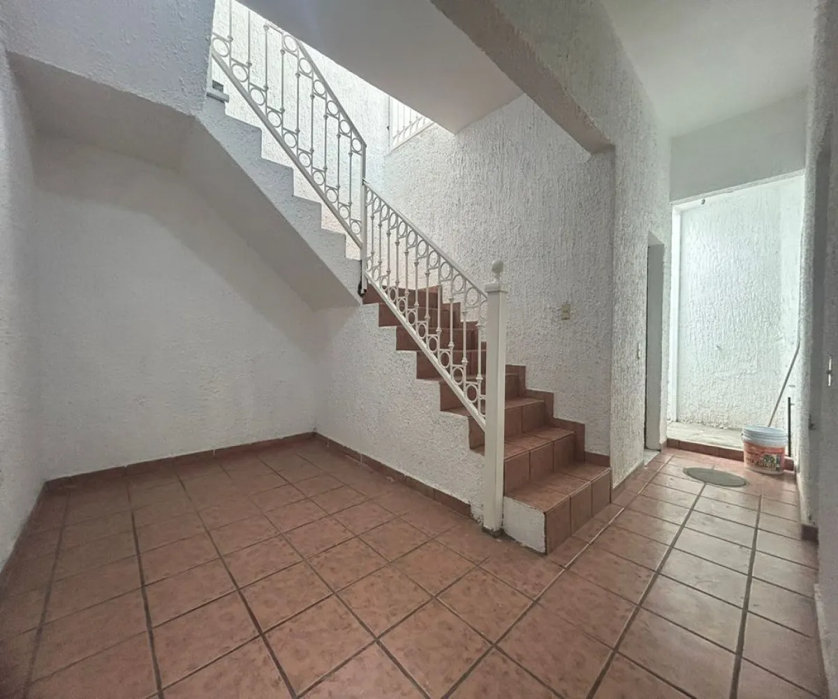 Local En Renta,Centro Barranquitas,Calle Hospital 410, Guadalajara, Jalisco 44270,2 Baños,Calle Hospital,1,pQ0zTNT