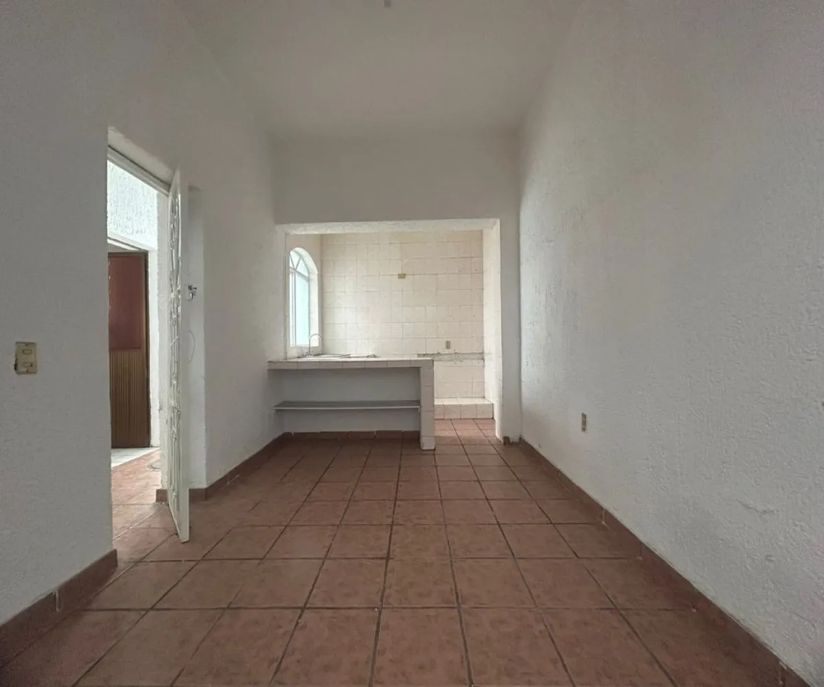 Local En Renta,Centro Barranquitas,Calle Hospital 410, Guadalajara, Jalisco 44270,2 Baños,Calle Hospital,1,pQ0zTNT