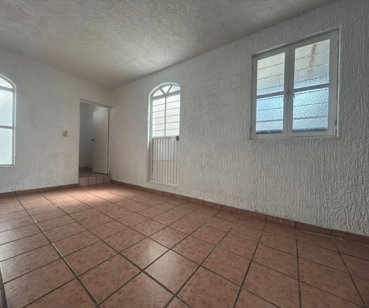 Local En Renta,Centro Barranquitas,Calle Hospital 410, Guadalajara, Jalisco 44270,2 Baños,Calle Hospital,1,pQ0zTNT