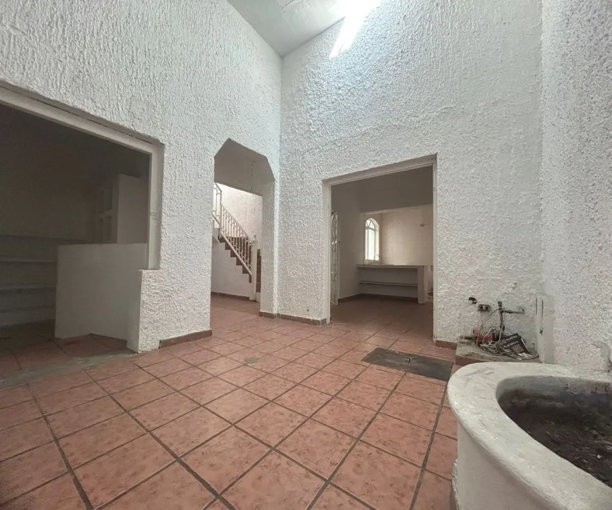 Local En Renta,Centro Barranquitas,Calle Hospital 410, Guadalajara, Jalisco 44270,2 Baños,Calle Hospital,1,pQ0zTNT