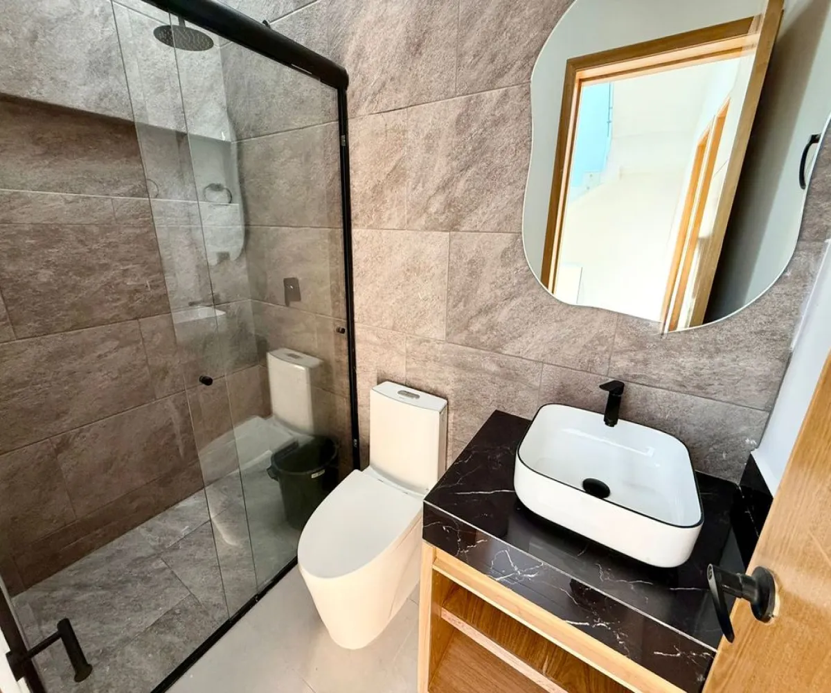 Casa En Venta,Maderias II,Avenida Madeiras 294, Zapopan, Jalisco 45134, 3 Habitaciones,3 Baños,Avenida Madeiras,3,pbHvBCN