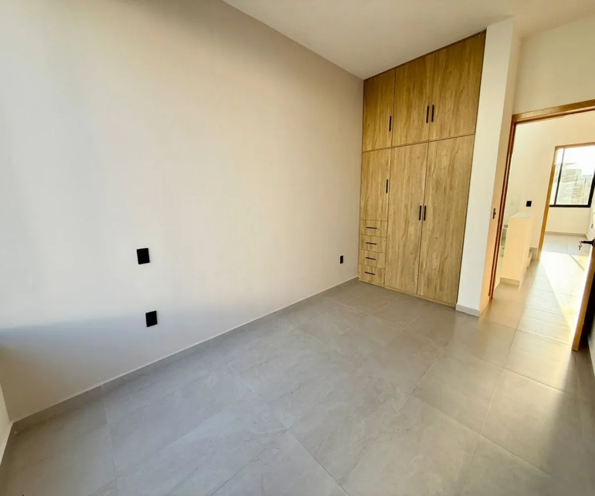 Casa En Venta,Maderias II,Avenida Madeiras 294, Zapopan, Jalisco 45134, 3 Habitaciones,3 Baños,Avenida Madeiras,3,pbHvBCN