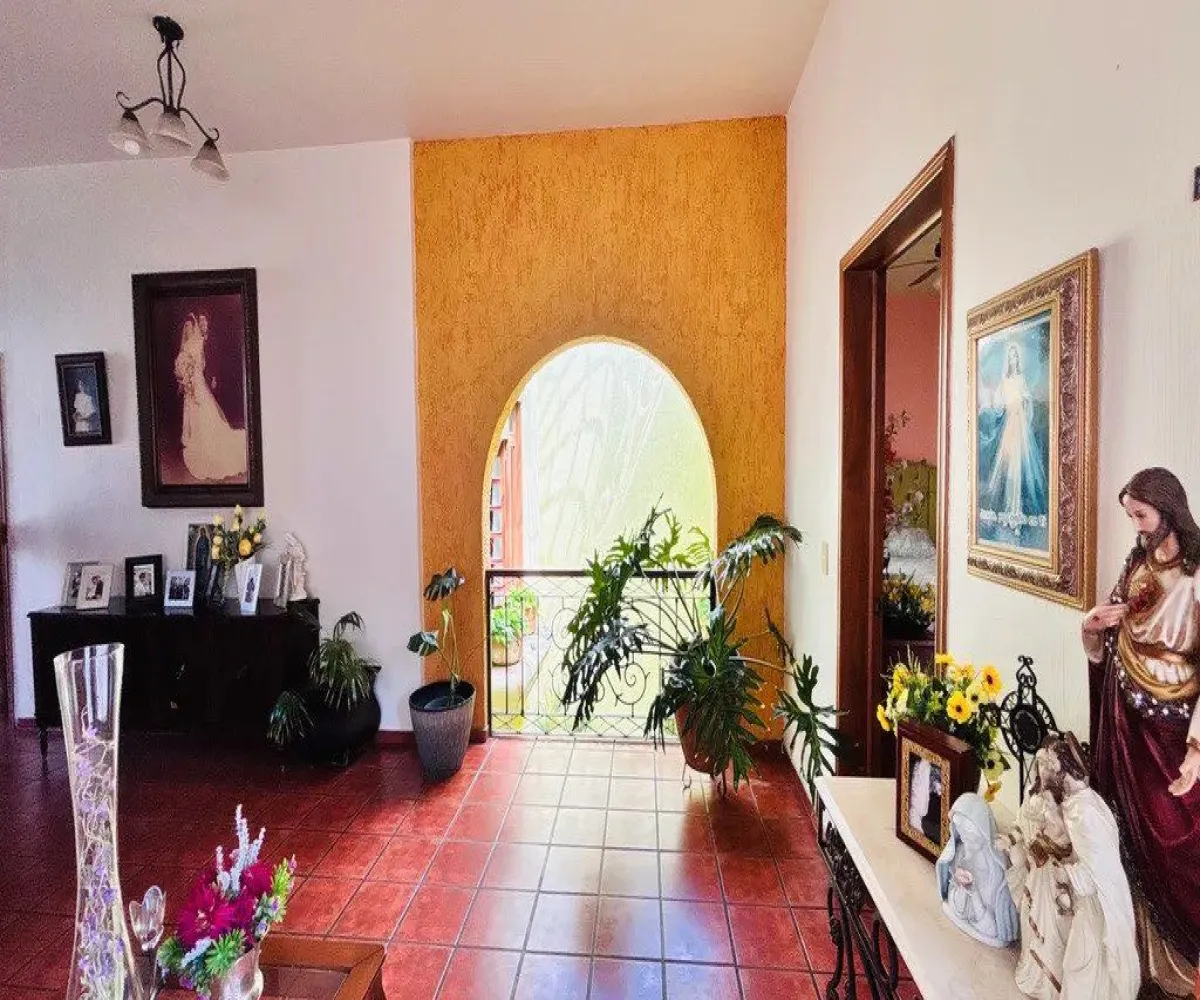 Casa En Venta,Fracc Lomas Del Seminario,Frank schubert 000, Zapopan, Jalisco 45038, 4 Habitaciones,3 Baños,Frank schubert,3,p0jRix8