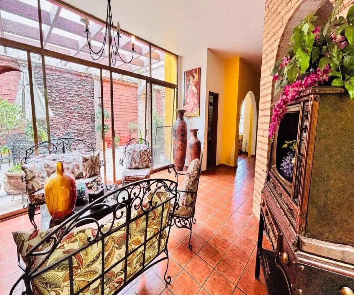 Casa En Venta,Fracc Lomas Del Seminario,Frank schubert 000, Zapopan, Jalisco 45038, 4 Habitaciones,3 Baños,Frank schubert,3,p0jRix8