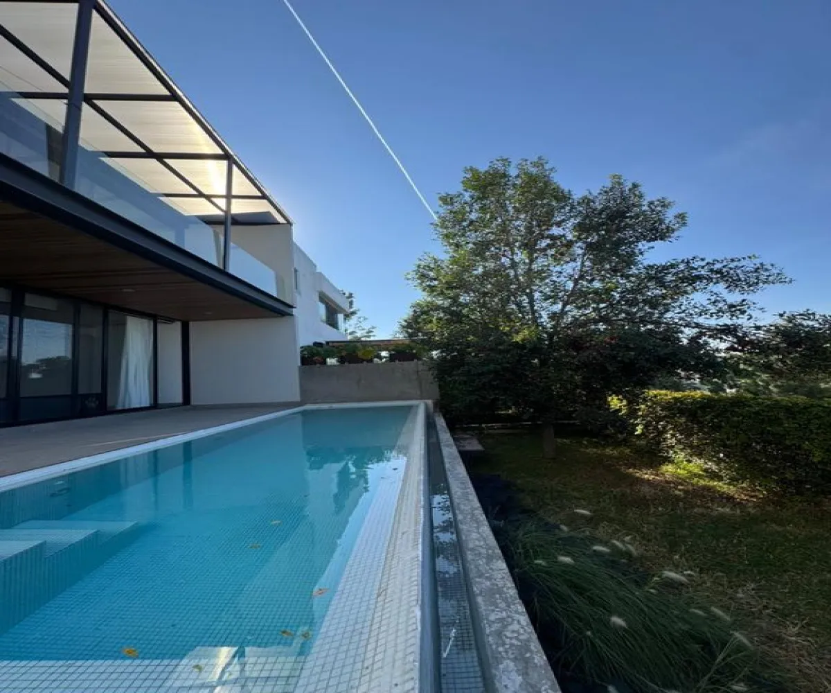 Casa En Venta,Avenida Juan Palomar y Arias 1300, Zapopan, Jalisco 45110, 4 Habitaciones,5 Baños,Avenida Juan Palomar y Arias,1,ph6YAA4